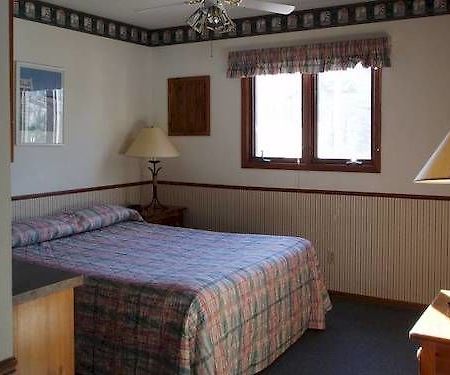 Pelican Shores Breezy Point المظهر الخارجي الصورة